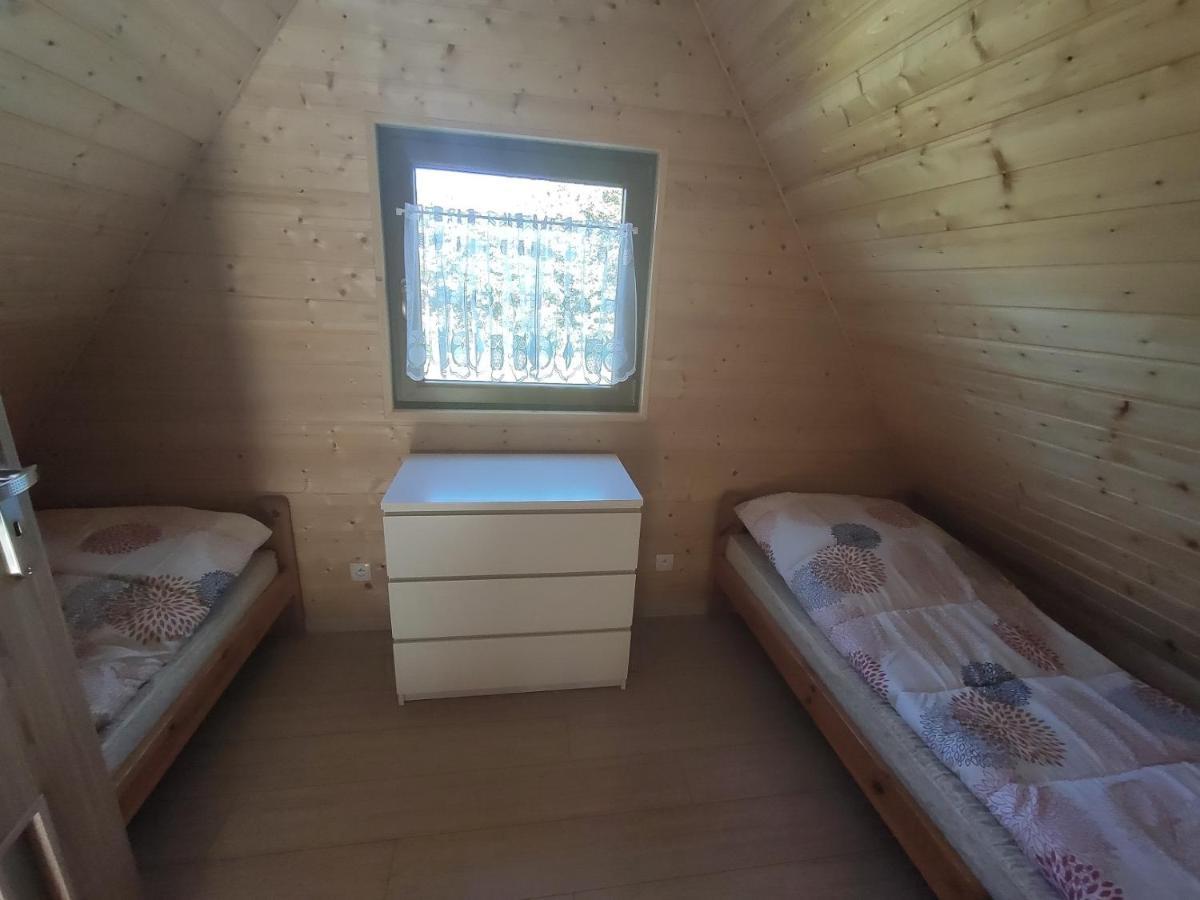 Agroturystyka I Domki Zacisze Jarosławiec Exteriör bild